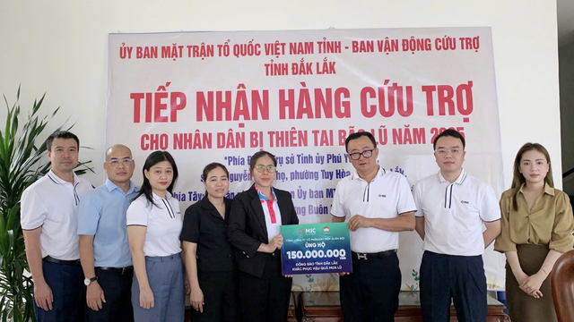MIC chung tay hỗ trợ nhiều địa phương miền Trung – Tây Nguyên bị ảnh hưởng bởi mưa lũ- Ảnh 2. MIC chung tay hỗ trợ nhiều địa phương miền Trung – Tây Nguyên bị ảnh hưởng bởi mưa lũ- Ảnh 2.