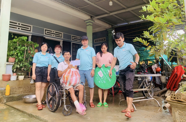 MIC chung tay hỗ trợ nhiều địa phương miền Trung – Tây Nguyên bị ảnh hưởng bởi mưa lũ- Ảnh 3. MIC chung tay hỗ trợ nhiều địa phương miền Trung – Tây Nguyên bị ảnh hưởng bởi mưa lũ- Ảnh 3.