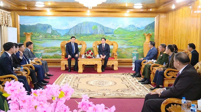 Quan hệ Thanh Hóa - Hủa Phăn bền vững hơn núi, hơn sông- Ảnh 1.