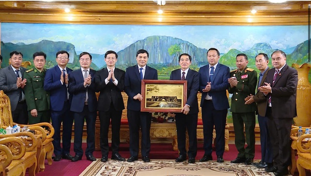 Quan hệ Thanh Hóa - Hủa Phăn bền vững hơn núi, hơn sông- Ảnh 4.