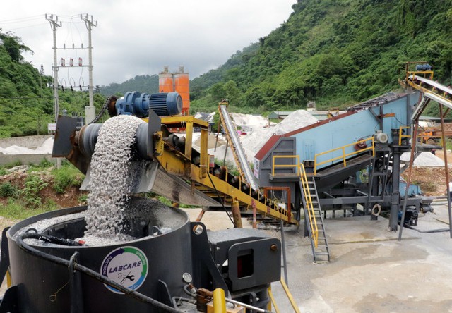 Công ty Đồng Nam: Định hình tương lai vật liệu xây dựng bền vững cho khu vực miền núi tỉnh Thái Nguyên- Ảnh 4. Công ty Đồng Nam: Định hình tương lai vật liệu xây dựng bền vững cho khu vực miền núi tỉnh Thái Nguyên- Ảnh 4.