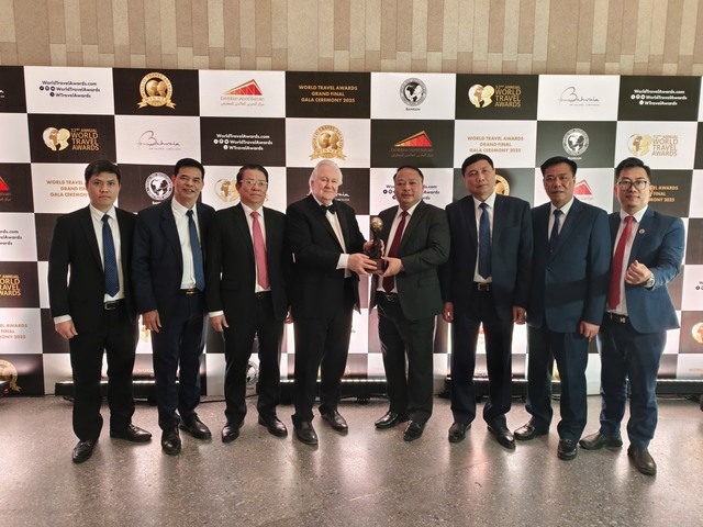 Cao nguyên đá Đồng Văn được vinh danh “Điểm đến văn hóa hàng đầu thế giới năm 2025”- Ảnh 1. Cao nguyên đá Đồng Văn được vinh danh “Điểm đến văn hóa hàng đầu thế giới năm 2025”- Ảnh 1.