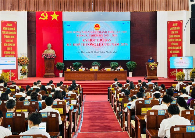 Khai mạc trọng thể Kỳ họp thường lệ cuối năm 2025 của HĐND TP. Cần Thơ khóa X- Ảnh 1.