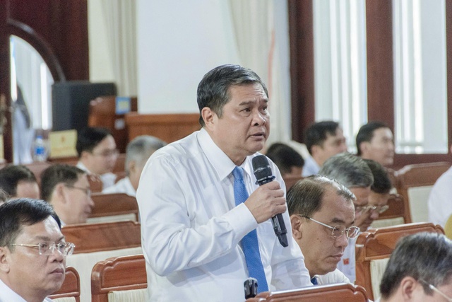 Kỳ họp thứ 7, HĐND TP. Cần Thơ khóa X: Chất vấn và trả lời chất vấn những vấn cử tri quan tâm- Ảnh 2.