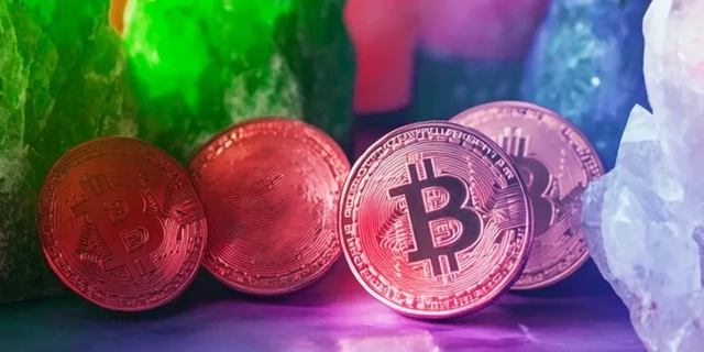 Giá Bitcoin hôm nay 11/2: Đợt điều chỉnh tương tự năm 2021?- Ảnh 1.