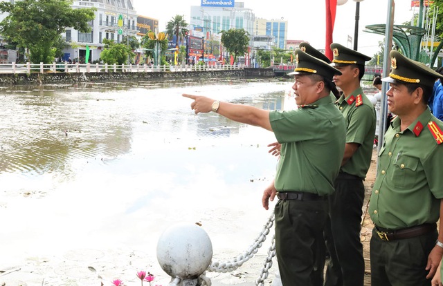 Hậu Giang: Công trình tuyến kênh “xanh, sạch, đẹp” nay đã đẹp- Ảnh 2.