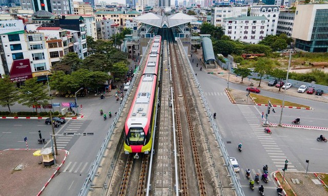 Trong năm nay sẽ khởi công xây dựng tuyến đường sắt Văn Cao - Hòa Lạc- Ảnh 1.