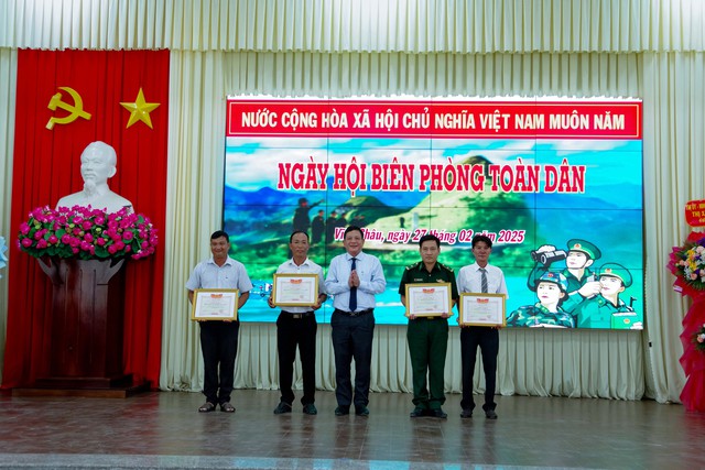 Sóc Trăng: Ngày hội Biên phòng toàn dân trên địa bàn khu vực biên giới biển thị xã Vĩnh Châu- Ảnh 3.