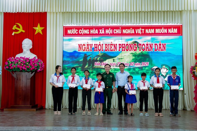 Sóc Trăng: Ngày hội Biên phòng toàn dân trên địa bàn khu vực biên giới biển thị xã Vĩnh Châu- Ảnh 4.