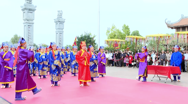 Lễ tế mở cửa đền Xương Giang: Tưởng nhớ anh hùng, kết nối quá khứ và hiện tại- Ảnh 1.