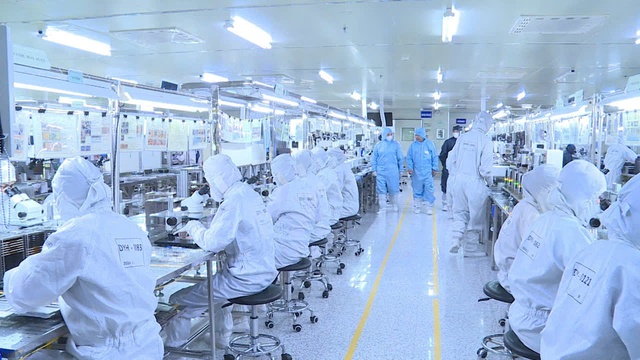 Bắc Giang: Năm 2025 các nhà máy tuyển dụng hàng trăm nghìn lao động- Ảnh 1. Bắc Giang: Năm 2025 các nhà máy tuyển dụng hàng trăm nghìn lao động- Ảnh 1.