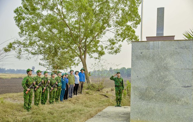 Kiên Giang: Nhiều hoạt động ý nghĩa trong Ngày Hội Biên phòng toàn dân năm 2025- Ảnh 2.