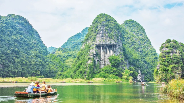 Báo chí nâng tầm thương hiệu du lịch Việt từ truyền thông xanh- Ảnh 2. Báo chí nâng tầm thương hiệu du lịch Việt từ truyền thông xanh- Ảnh 2.
