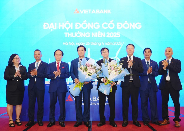 VietABank tổ chức Đại hội đồng cổ đông thường niên năm 2025- Ảnh 2. VietABank tổ chức Đại hội đồng cổ đông thường niên năm 2025- Ảnh 2.