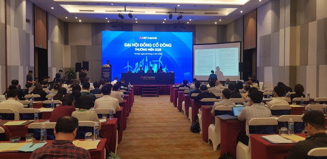 VietABank tổ chức Đại hội đồng cổ đông thường niên năm 2025- Ảnh 3. VietABank tổ chức Đại hội đồng cổ đông thường niên năm 2025- Ảnh 3.