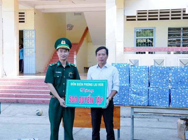 Sóc Trăng: Nhiều hoạt động ý nghĩa nhân kỷ niệm 50 năm Ngày giải phóng Miền Nam- Ảnh 4. Sóc Trăng: Nhiều hoạt động ý nghĩa nhân kỷ niệm 50 năm Ngày giải phóng Miền Nam- Ảnh 4.