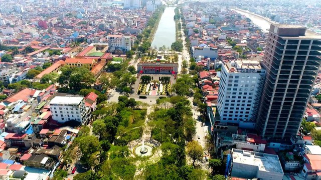 Hải Phòng được Chủ tịch nước phong tặng danh hiệu 'Thành phố Anh hùng'- Ảnh 1. Hải Phòng được Chủ tịch nước phong tặng danh hiệu 'Thành phố Anh hùng'- Ảnh 1.