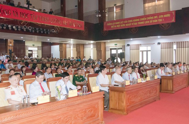 Hậu Giang: Tổ chức Lễ kỷ niệm 50 năm Ngày Giải phóng miền Nam, thống nhất đất nước- Ảnh 1. Hậu Giang: Tổ chức Lễ kỷ niệm 50 năm Ngày Giải phóng miền Nam, thống nhất đất nước- Ảnh 1.