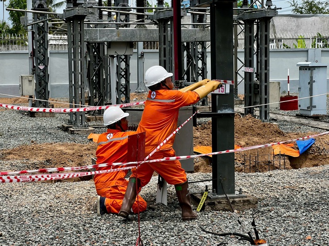 EVNSPC đưa vào vận hành thêm 15 công trình lưới điện 110kV- Ảnh 6. EVNSPC đưa vào vận hành thêm 15 công trình lưới điện 110kV- Ảnh 6.