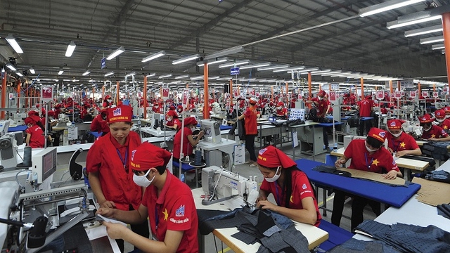 Doanh nghiệp dệt may thận trọng chiến lược để ứng phó rủi ro thuế quan- Ảnh 1. Doanh nghiệp dệt may thận trọng chiến lược để ứng phó rủi ro thuế quan- Ảnh 1.