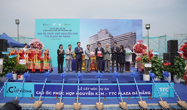TTC Plaza Đà Nẵng cất nóc, bàn giao khối đế thương mại đúng tiến độ- Ảnh 1. TTC Plaza Đà Nẵng cất nóc, bàn giao khối đế thương mại đúng tiến độ- Ảnh 1.