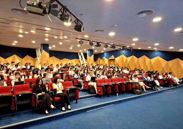 InternPitch Camp 2025 và chiến lược truyền cảm hứng truyền thông marketing cho sinh viên- Ảnh 3. InternPitch Camp 2025 và chiến lược truyền cảm hứng truyền thông marketing cho sinh viên- Ảnh 3.