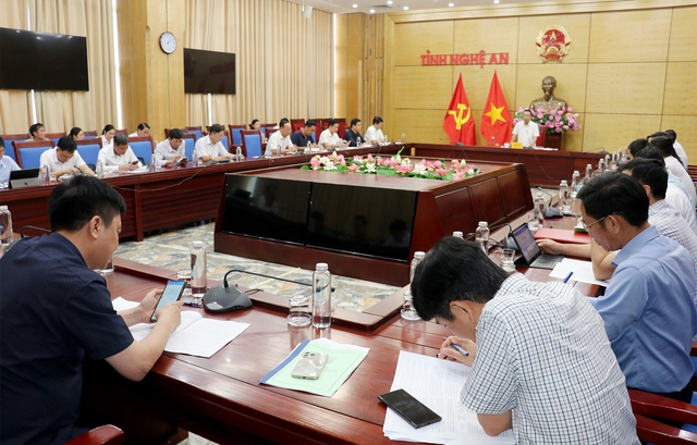Nghệ An: Tập trung triển khai các giải pháp phòng chống dịch bệnh gia súc, gia cầm- Ảnh 1. Nghệ An: Tập trung triển khai các giải pháp phòng chống dịch bệnh gia súc, gia cầm- Ảnh 1.