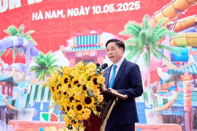 Công viên nước mới khai trương ở Hà Nam có gì mà khiến dư luận xôn xao đến vậy?- Ảnh 2. Công viên nước mới khai trương ở Hà Nam có gì mà khiến dư luận xôn xao đến vậy?- Ảnh 2.