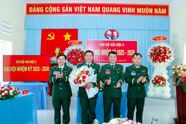 BĐBP tỉnh Sóc Trăng: Đại hội Chi bộ Hải đội 2 nhiệm kỳ 2025-2030- Ảnh 4. BĐBP tỉnh Sóc Trăng: Đại hội Chi bộ Hải đội 2 nhiệm kỳ 2025-2030- Ảnh 4.