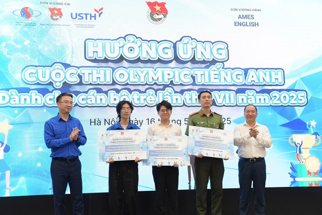 Khai mạc Cuộc thi Olympic tiếng Anh dành cho cán bộ trẻ lần thứ VII năm 2025- Ảnh 3. Khai mạc Cuộc thi Olympic tiếng Anh dành cho cán bộ trẻ lần thứ VII năm 2025- Ảnh 3.