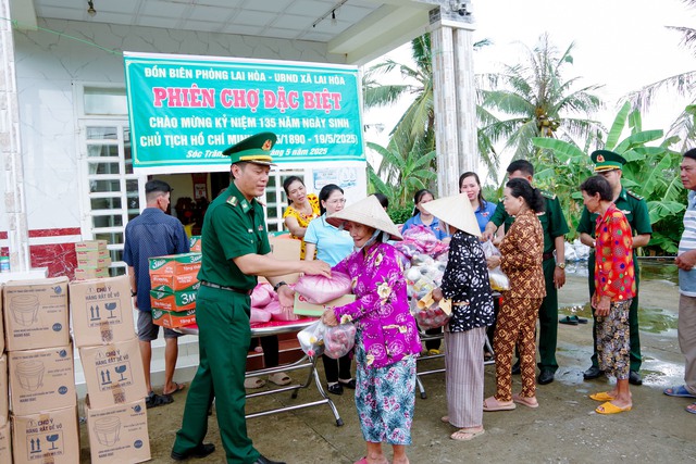 Đồn Biên phòng Lai Hòa: Tổ chức nhiều hoạt động nhân kỷ niệm 135 năm ngày sinh nhật Bác- Ảnh 2. Đồn Biên phòng Lai Hòa: Tổ chức nhiều hoạt động nhân kỷ niệm 135 năm ngày sinh nhật Bác- Ảnh 2.