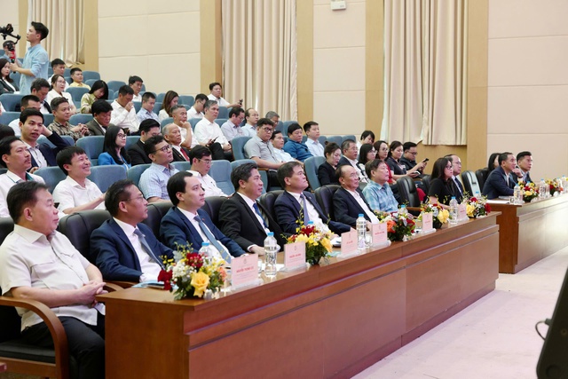 Diễn đàn Hợp tác và Phát triển 2025 khơi nguồn sáng tạo mới- Ảnh 2. Diễn đàn Hợp tác và Phát triển 2025 khơi nguồn sáng tạo mới- Ảnh 2.