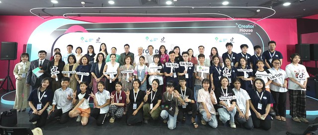 Lắng nghe, thấu hiểu và đồng hành cùng Gen Z trong thời đại số- Ảnh 1. Lắng nghe, thấu hiểu và đồng hành cùng Gen Z trong thời đại số- Ảnh 1.