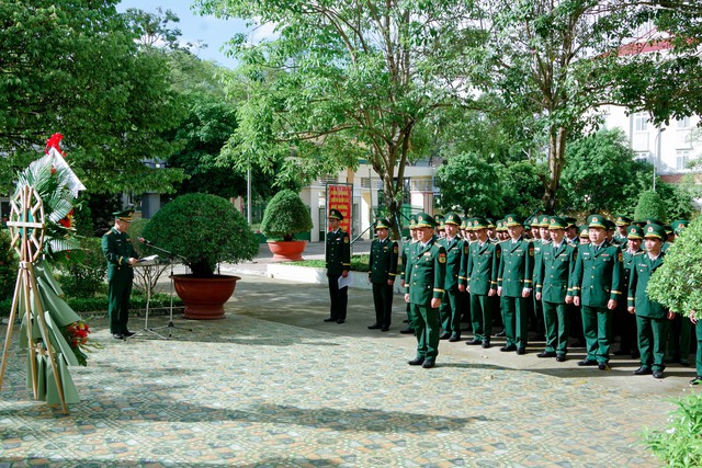 BĐBP Sóc Trăng: Nhiều hoạt động ý nghĩa nhân kỷ niệm 135 năm Ngày sinh Chủ tịch Hồ Chí Minh- Ảnh 1. BĐBP Sóc Trăng: Nhiều hoạt động ý nghĩa nhân kỷ niệm 135 năm Ngày sinh Chủ tịch Hồ Chí Minh- Ảnh 1.