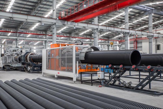 Doanh nghiệp nhựa vẫn chuộng nguyên liệu nhập khẩu- Ảnh 1. Doanh nghiệp nhựa vẫn chuộng nguyên liệu nhập khẩu- Ảnh 1.