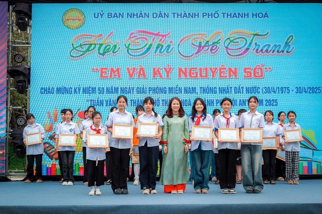 Tín hiệu tích cực cho hơn 3 nghìn giáo viên hợp đồng tại Thanh Hóa- Ảnh 2. Tín hiệu tích cực cho hơn 3 nghìn giáo viên hợp đồng tại Thanh Hóa- Ảnh 2.
