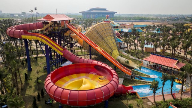 Hàng ngàn du khách nô nức đến Sun World Ha Nam - thiên đường “giải nhiệt” mới tại miền Bắc- Ảnh 2. Hàng ngàn du khách nô nức đến Sun World Ha Nam - thiên đường “giải nhiệt” mới tại miền Bắc- Ảnh 2.