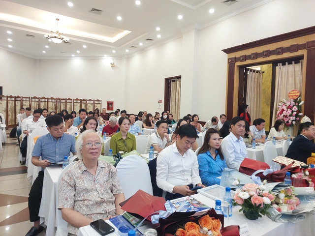 Dấu ấn 25 năm Tạp chí Đồ uống Việt Nam: Một hành trình vươn tầm cao mới- Ảnh 2. Dấu ấn 25 năm Tạp chí Đồ uống Việt Nam: Một hành trình vươn tầm cao mới- Ảnh 2.