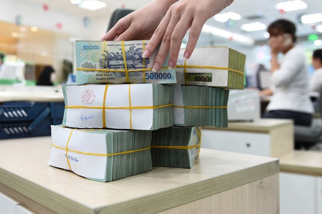 Những ngân hàng niêm yết có tiền gửi khách hàng cao nhất- Ảnh 1. Những ngân hàng niêm yết có tiền gửi khách hàng cao nhất- Ảnh 1.