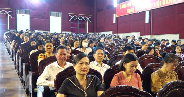 Thái Bình: Hướng dẫn quản lý tài chính, tài sản cho hơn 200 cán bộ CĐCS- Ảnh 2. Thái Bình: Hướng dẫn quản lý tài chính, tài sản cho hơn 200 cán bộ CĐCS- Ảnh 2.