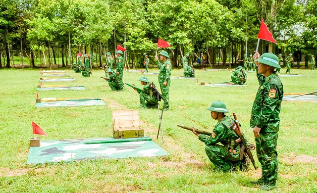 BĐBP tỉnh Kiên Giang kiểm tra “3 tiếng nổ” đối với chiến sĩ mới năm 2025- Ảnh 2. BĐBP tỉnh Kiên Giang kiểm tra “3 tiếng nổ” đối với chiến sĩ mới năm 2025- Ảnh 2.