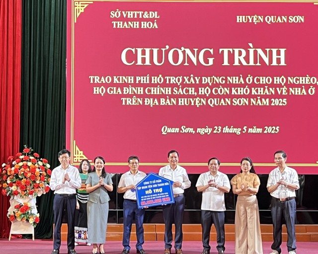 Trao tặng 40 căn nhà cho hộ nghèo trên địa bàn huyện Quan Sơn- Ảnh 7. Trao tặng 40 căn nhà cho hộ nghèo trên địa bàn huyện Quan Sơn- Ảnh 7.
