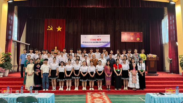 Tự tin vươn ra thế giới từ lớp học tiếng Nga ở Điện Biên- Ảnh 3. Tự tin vươn ra thế giới từ lớp học tiếng Nga ở Điện Biên- Ảnh 3.