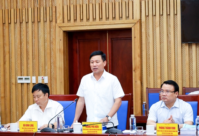 Nghệ An: Ban Thường vụ Đảng ủy UBND tỉnh tổ chức hội nghị định kỳ tháng 5- Ảnh 3.