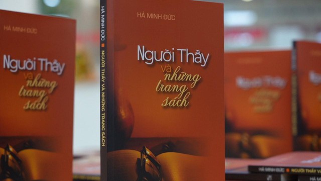 Ra mắt ấn phẩm “Người thầy và những trang sách” của GS. NGND Hà Minh Đức- Ảnh 8. Ra mắt ấn phẩm “Người thầy và những trang sách” của GS. NGND Hà Minh Đức- Ảnh 8.