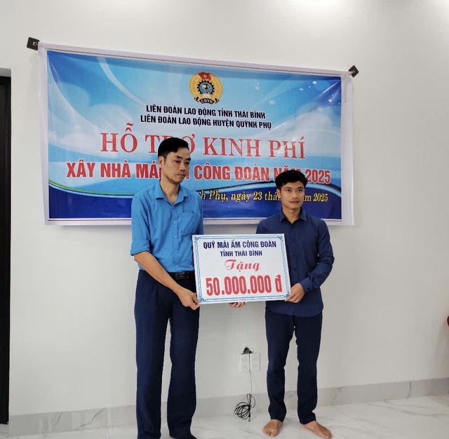 Thái Bình: Trao hỗ trợ 350 triệu đồng cho 7 đoàn viên xây nhà mái ấm- Ảnh 3. Thái Bình: Trao hỗ trợ 350 triệu đồng cho 7 đoàn viên xây nhà mái ấm- Ảnh 3.