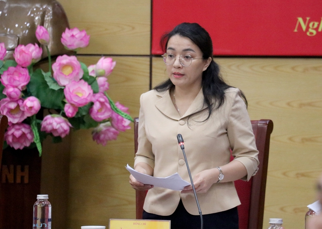 Nghệ An: Tổ chức lấy ý kiến về dự thảo sửa đổi, bổ sung Hiến pháp năm 2013- Ảnh 2. Nghệ An: Tổ chức lấy ý kiến về dự thảo sửa đổi, bổ sung Hiến pháp năm 2013- Ảnh 2.