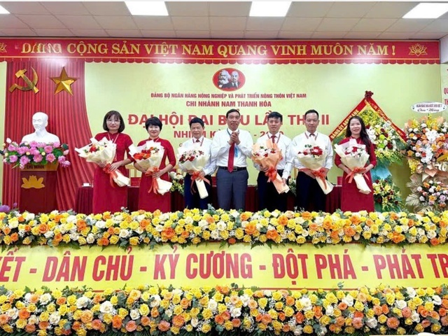 Agribank Nam Thanh Hóa: Tăng trưởng an toàn, hiệu quả và bền vững- Ảnh 4. Agribank Nam Thanh Hóa: Tăng trưởng an toàn, hiệu quả và bền vững- Ảnh 4.