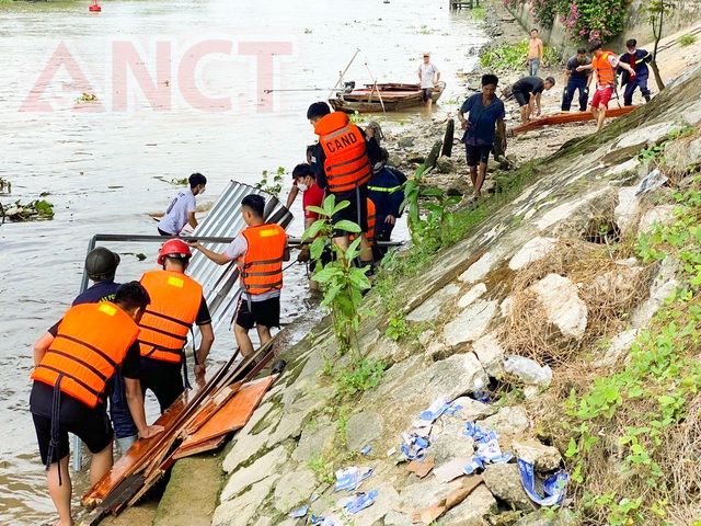 Công an TP. Cần Thơ: Chủ động phòng, chống sự cố, thiên tai và tìm kiếm cứu nạn- Ảnh 3. Công an TP. Cần Thơ: Chủ động phòng, chống sự cố, thiên tai và tìm kiếm cứu nạn- Ảnh 3.