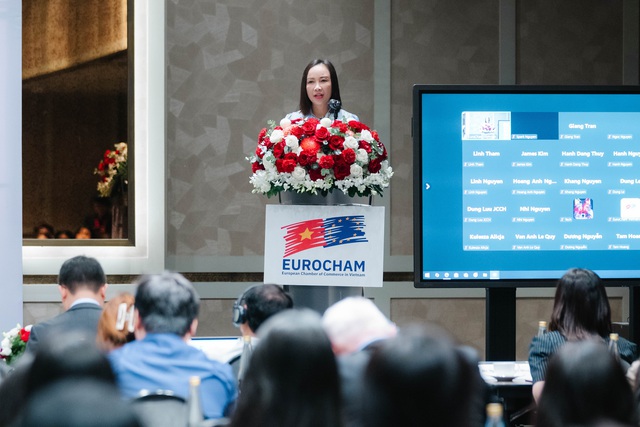 Eurocham kiến nghị “bỏ rào cản bằng cấp” để thu hút nhân tài toàn cầu vào Việt Nam- Ảnh 3. Eurocham kiến nghị “bỏ rào cản bằng cấp” để thu hút nhân tài toàn cầu vào Việt Nam- Ảnh 3.